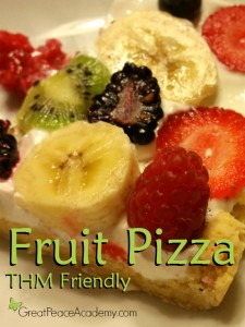 THM Friendly Fruit Pizza | Great Peace Academy #trimhealthymama