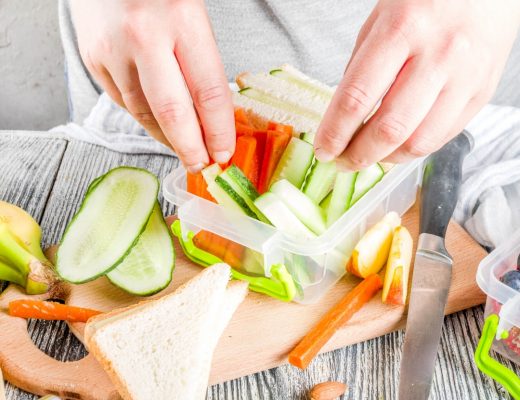 5 Quick Tips for Homeschool Lunch Ideas | Renee at Great Peace #homeschool #lunchideas #ihsnet #mealplanning